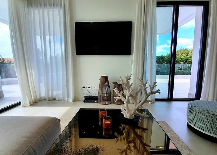 דירה Luxury Santa Barbara Heights *