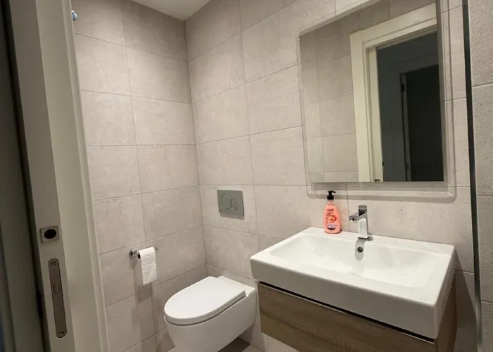 דירה Luxury Santa Barbara Heights פואנגירולה